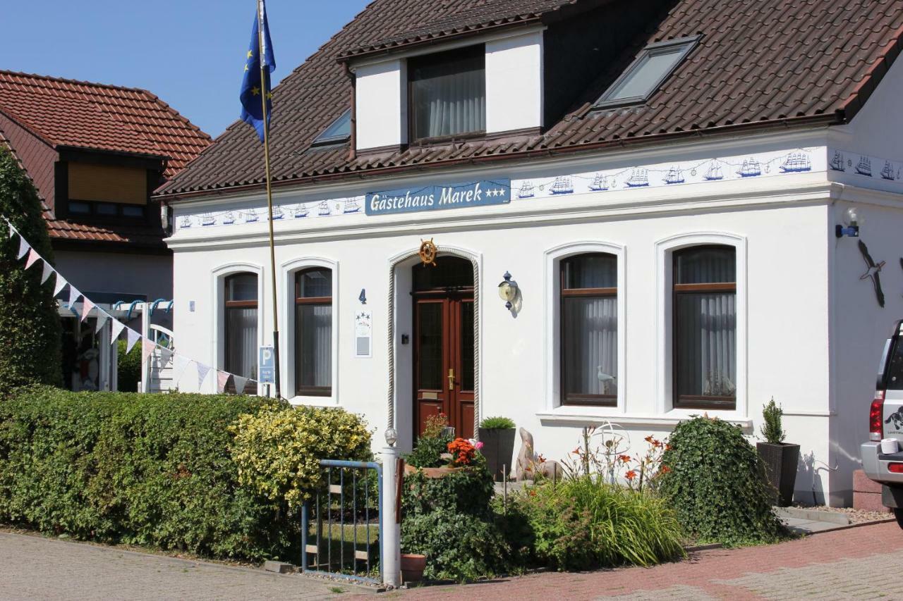Gaestehaus Marek Nordenham Bagian luar foto